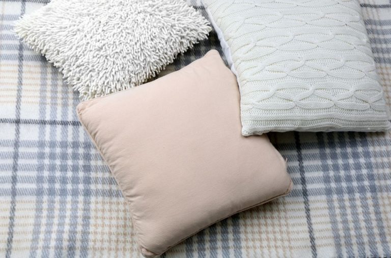 Best Throw Pillow Inserts Four Centuries