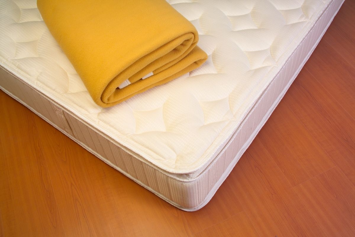 How To Get A Futon Mattress To Stay In Place